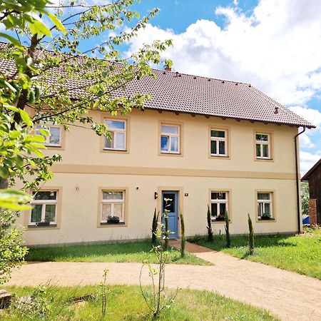 Villa Follemira Cz - Kitchen - Garden - Bike Storage Pencin 외부 사진